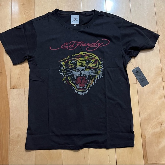 Ed Hardy Other - NWT black ed hardy tshirt with tiger design on front and logo on back